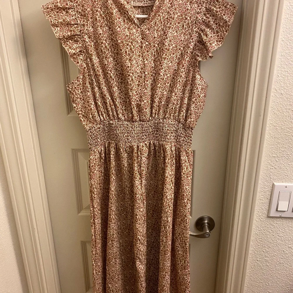 NWOT Mock Neck Floral Midi Dres - Picture 5 of 6